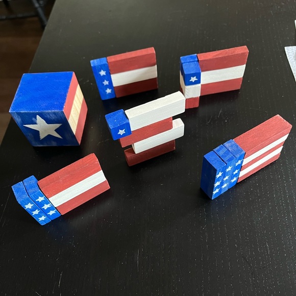 Flag Tiered Tray Decor - Picture 4 of 4